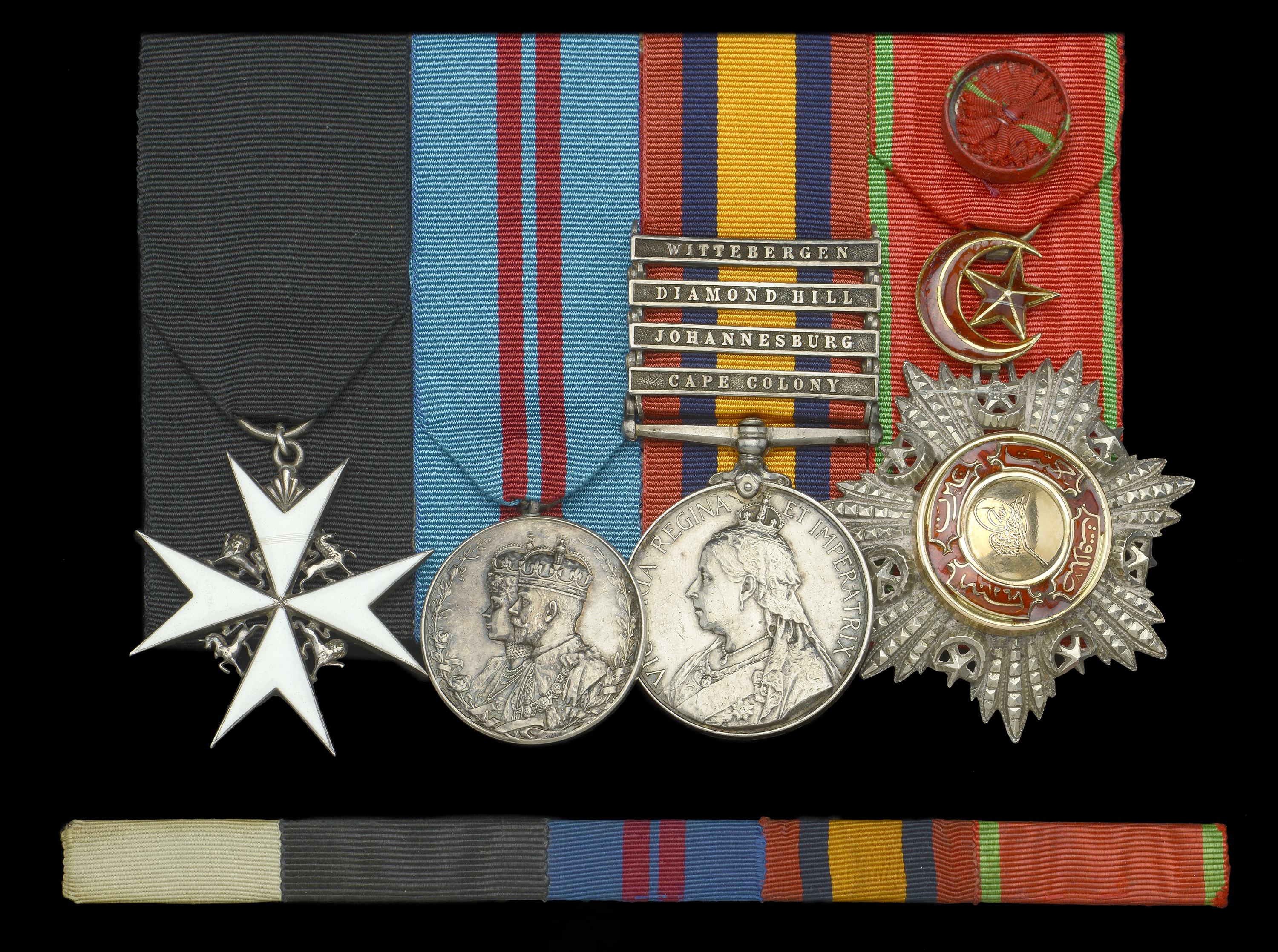 Groups and Single Decorations for Gallantry