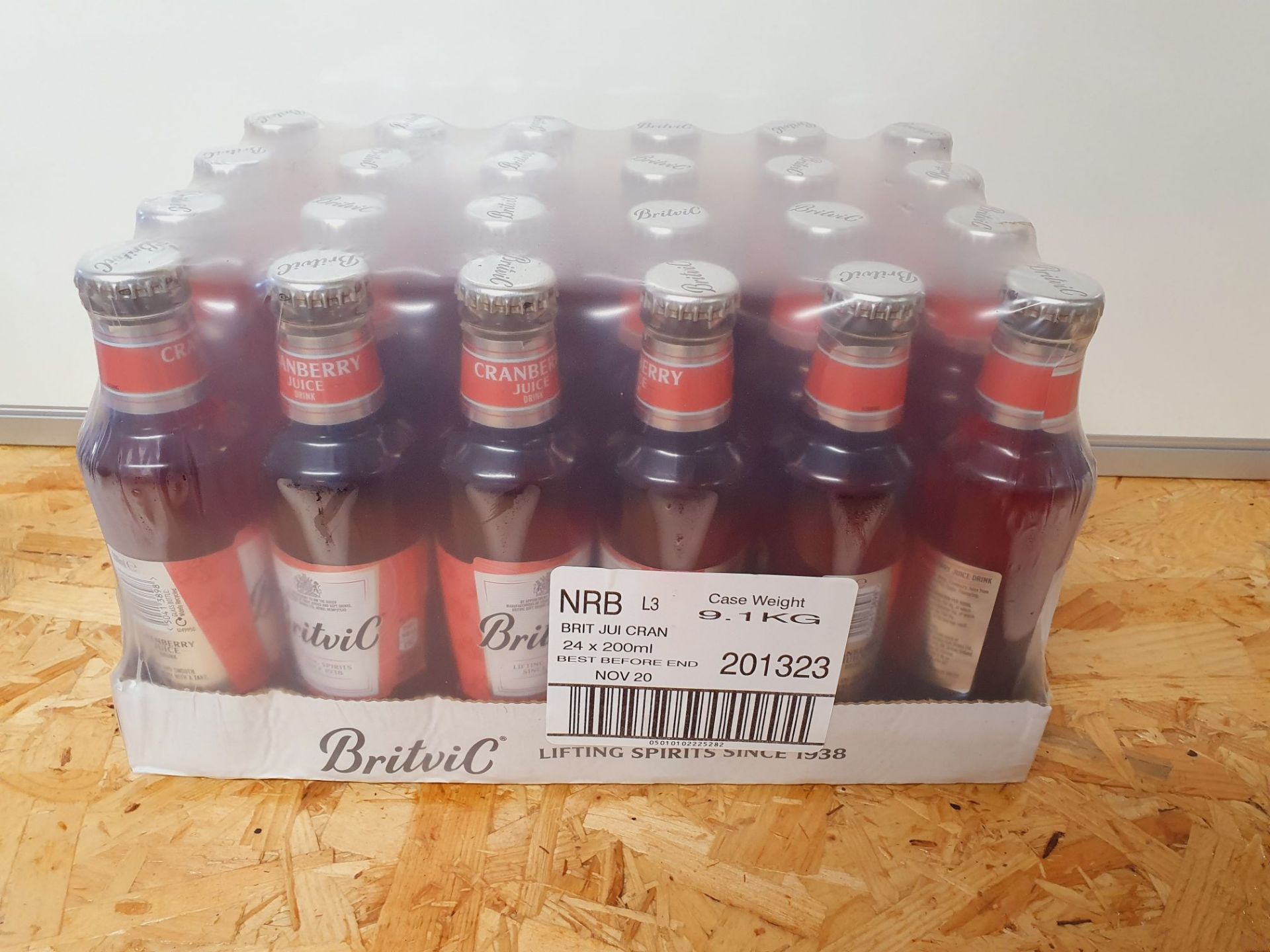 ONE LOT TO CONTAIN ONE CASE OF BRITVIC CRANBERRY JUICE. 24 BOTTLES PER CASE, 200ML BOTTLES. BEST