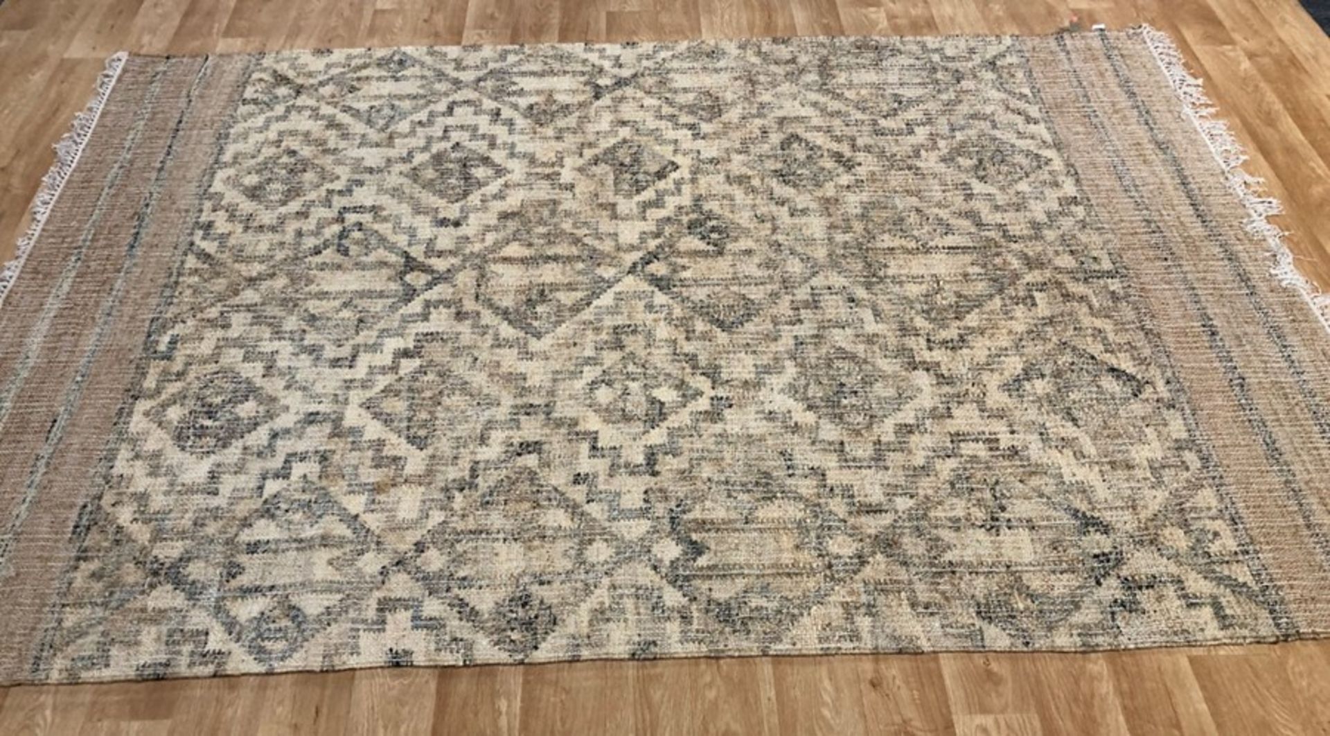 LA REDOUTE JELENA JUTE RUG / SIZE: 200 X 290CM