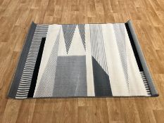 LA REDOUTE MODERN ABSTRACT RUG - GREY/BLACK / SIZE: 120 X 170CM