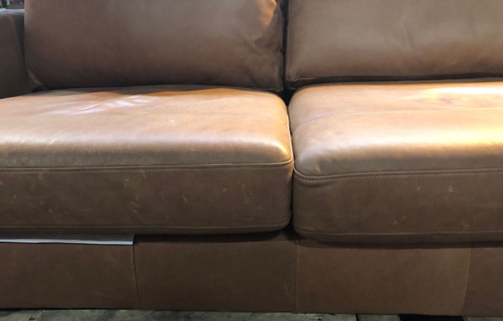 JOHN LEWIS BAILEY MEDIUM 2 SEATER LEATHER SOFA - Image 4 of 4