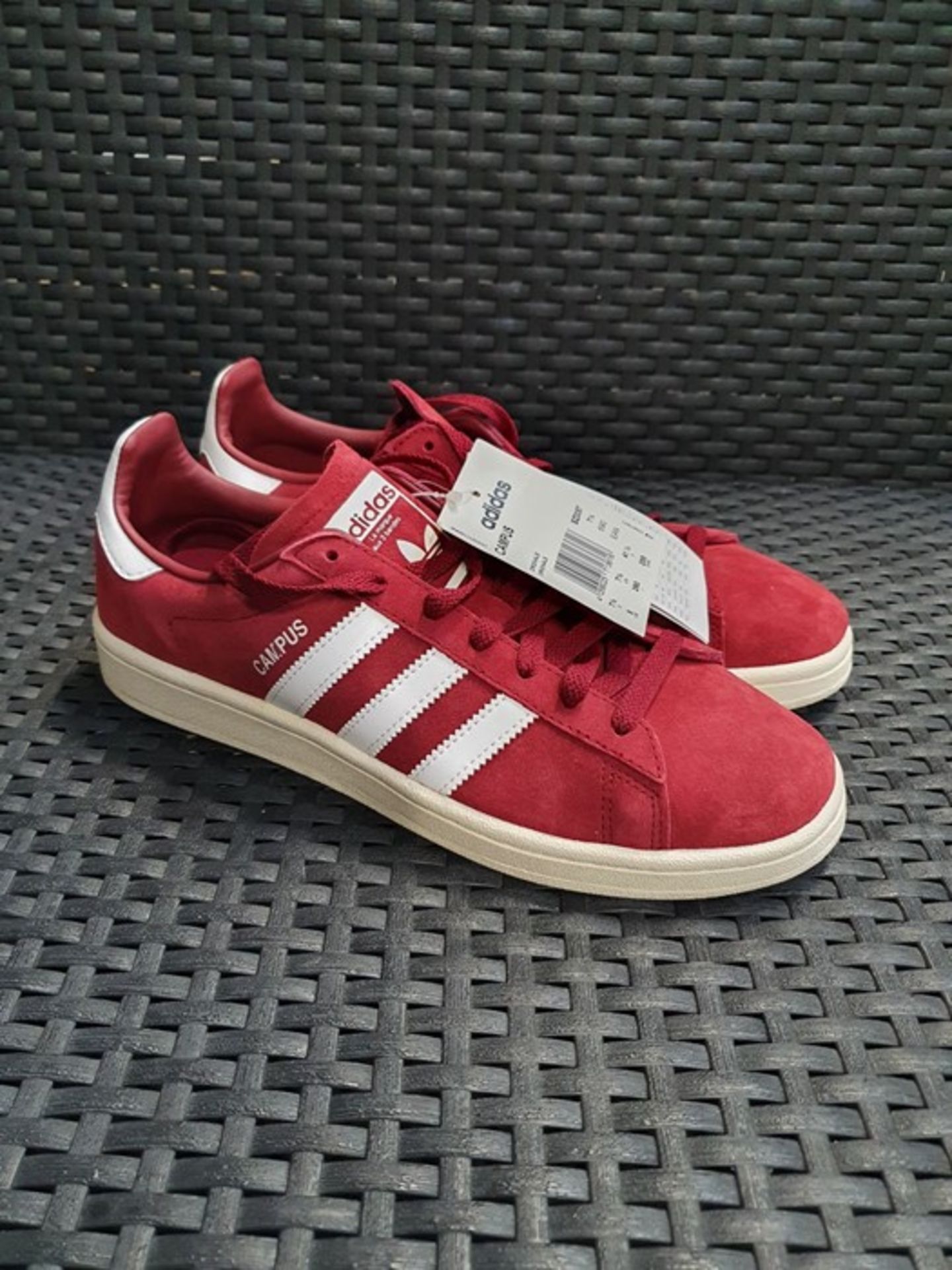 ONE PAIR OF ADIDAS CAMPUS SUEDE TRAINERS IN BURGUNDY/WHITE - SIZE 7.5 UK. RRP £80.00 GRADE A * -