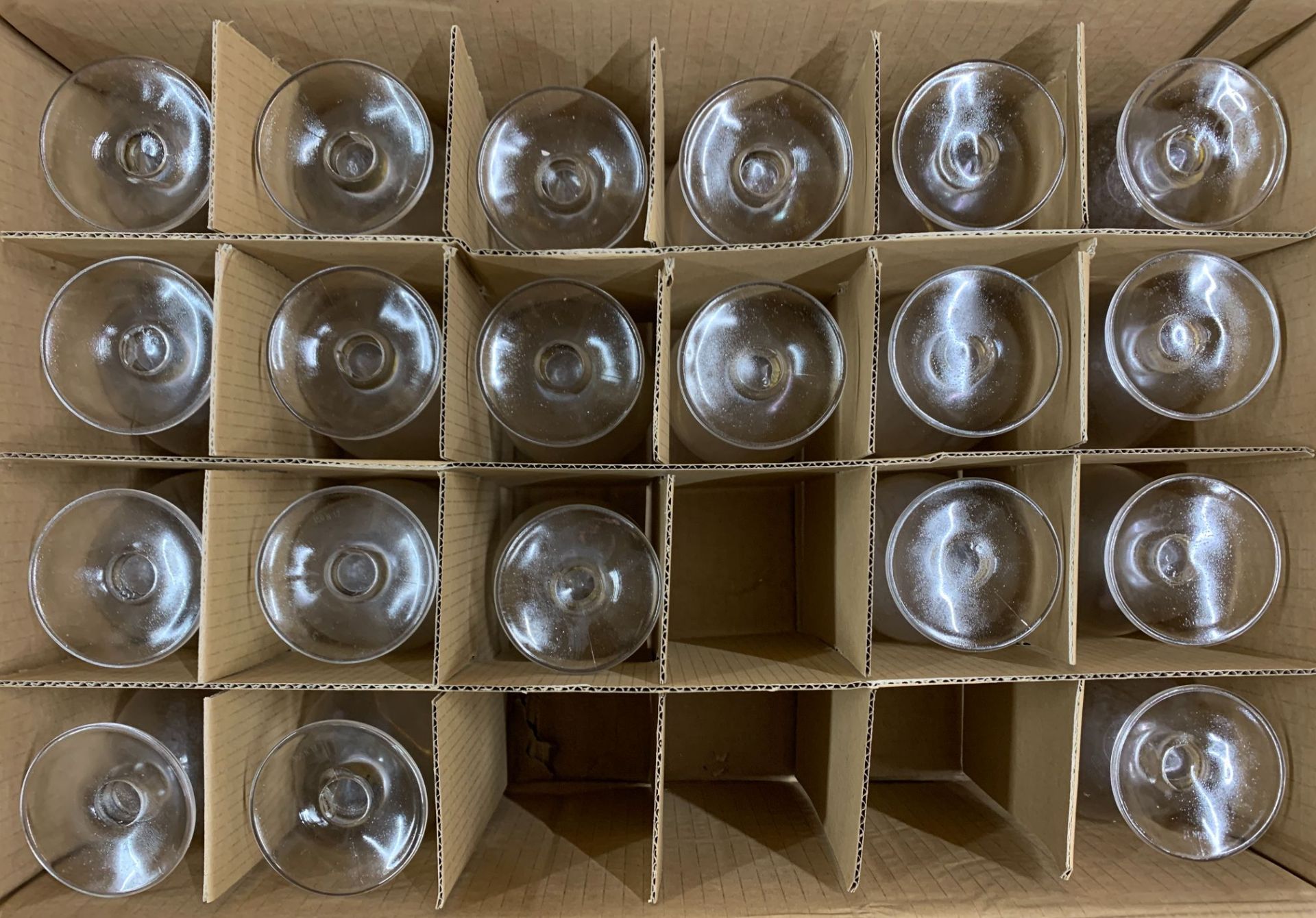 ONE LOT TO CONTAIN 20 x STELLA ARTOIS CIDRE 2/3 PINT CHALICE GLASSES - Image 2 of 2