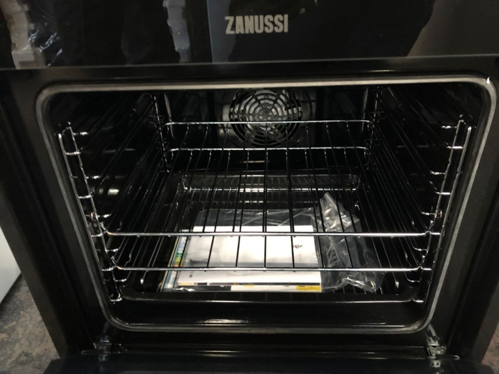 ZANUSSI ZOD35661XK BUILT-IN MULTIFUNCTION ELECTRIC DOUBLE OVEN - Image 3 of 4