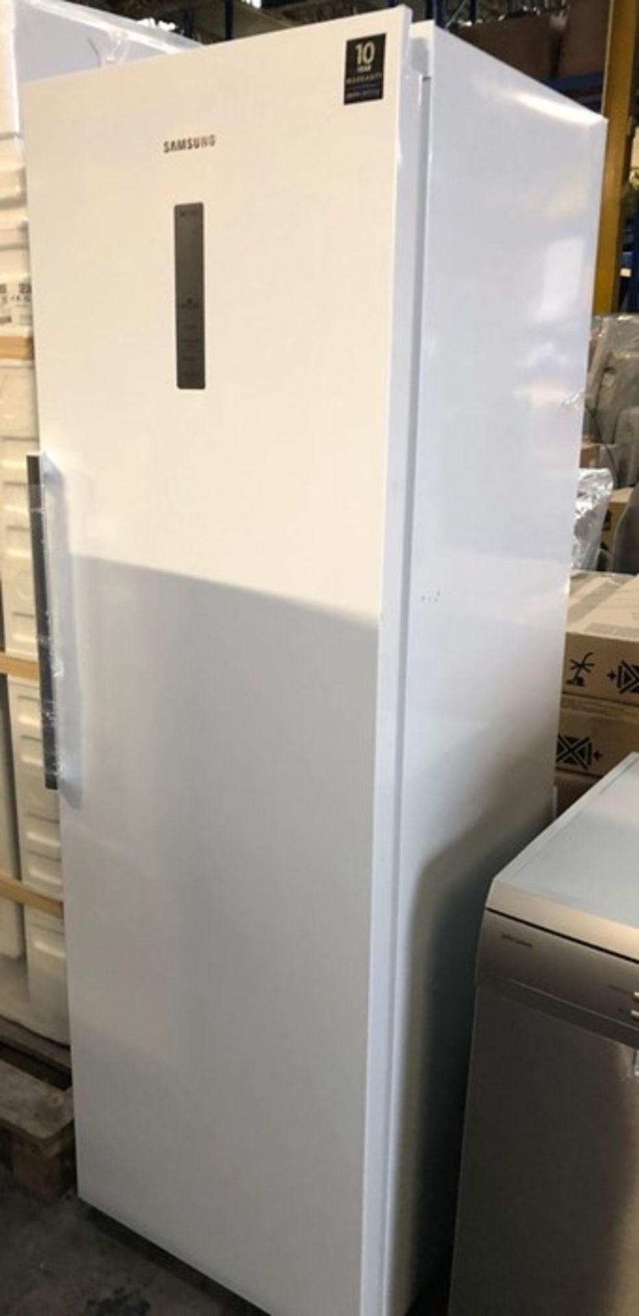 SAMSUNG RZ32M7120WW FREESTANDING FREEZER