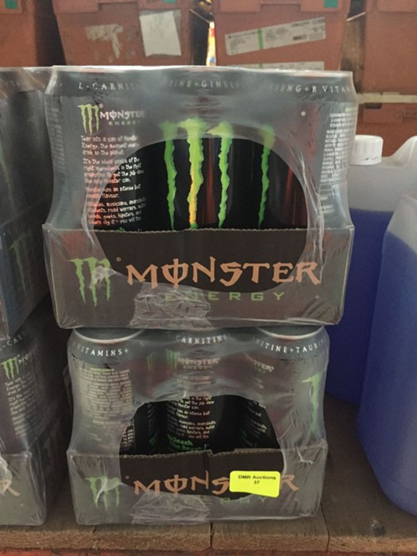 1 LOT TO CONTAIN 2 X PACKS OF 12 MONSTER ORIGINAL ENERGY CANS 500ML / BB 31 DEC 2020 - L5