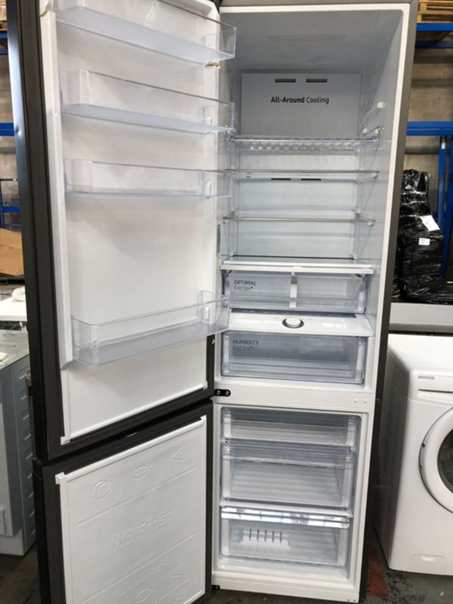 SAMSUNG RB38T605DB1/EU 70/30 FRIDGE FREEZER - Image 4 of 5