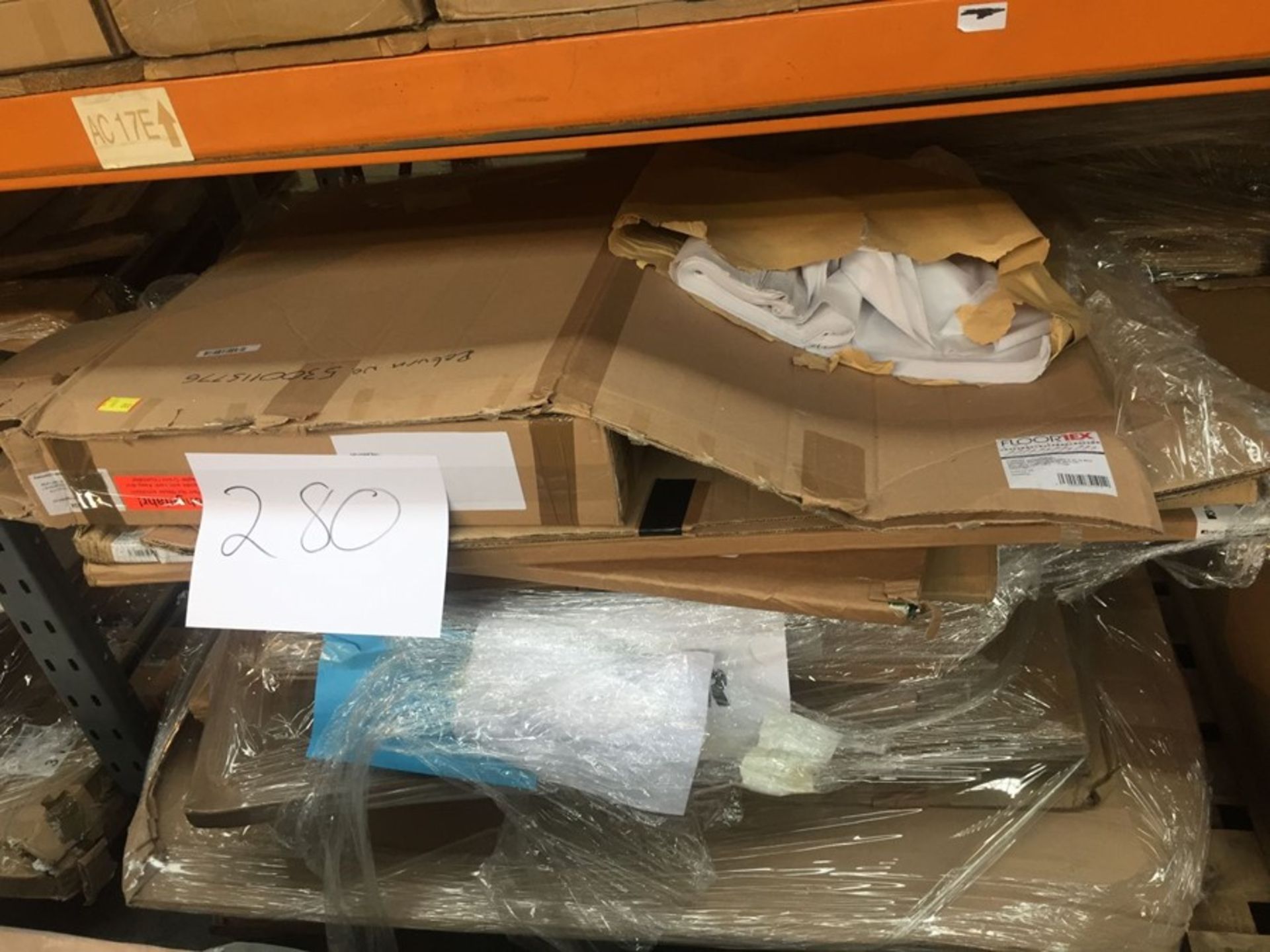 1 LOT TO CONTAIN A BULK PALLET OF ASSORTED WHITEBOARDS, NOTICEBOARDS AND CARDBOARD - L8