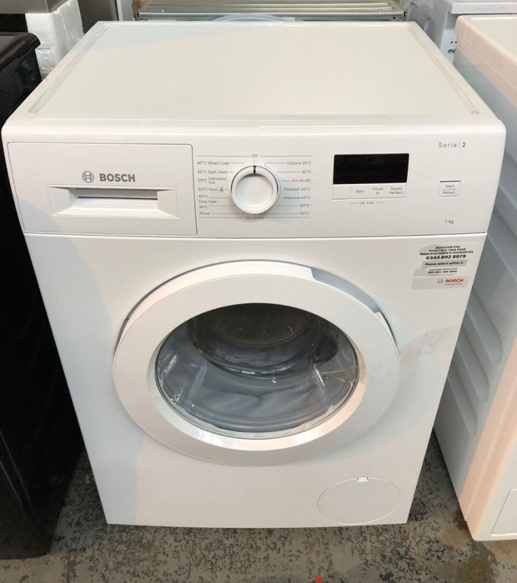 BOSCH SERIE 2 WAJ24006GB FREESTANDING WASHING MACHINE