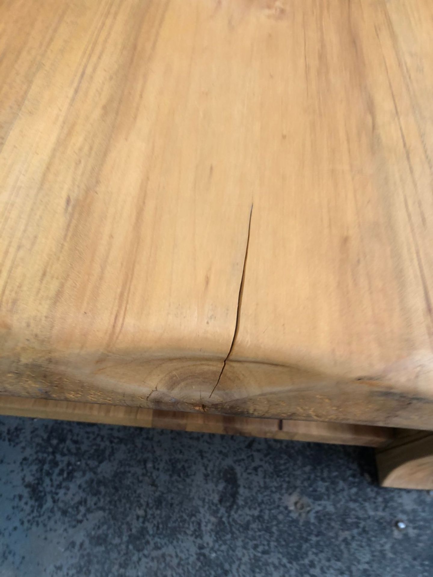 LARGE SQUARE SOLID WOOD COFFEE TABLE / CONDITION REPORT: TWO SPLITS ON TOP OF UNIT, SOME DAMAGED
