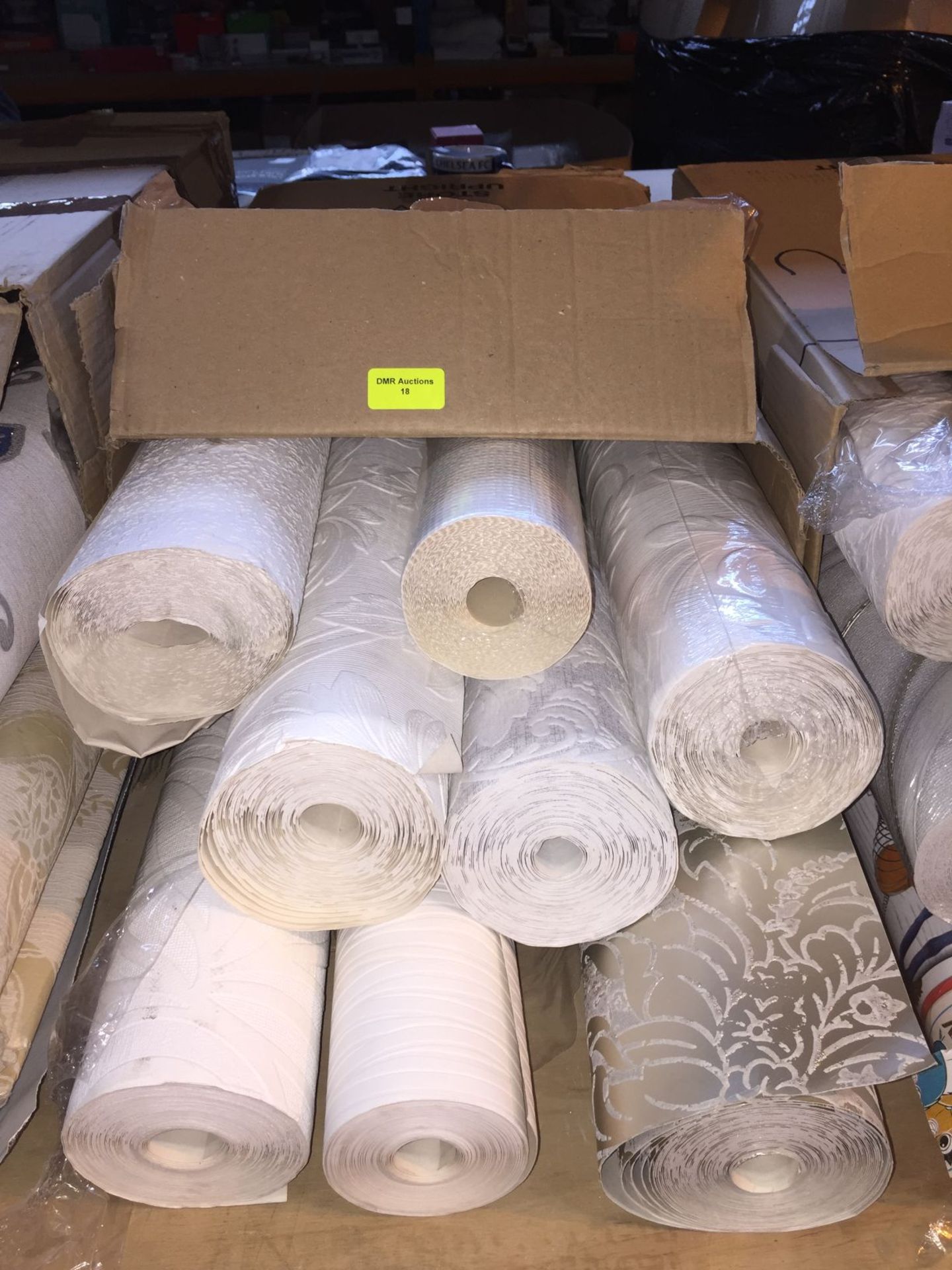 1 LOT TO CONTAIN A BOX OF ASSORTED WALLPAPER, THERE ARE 8 ROLLS IN THIS LOT, CONDITIONS VARY