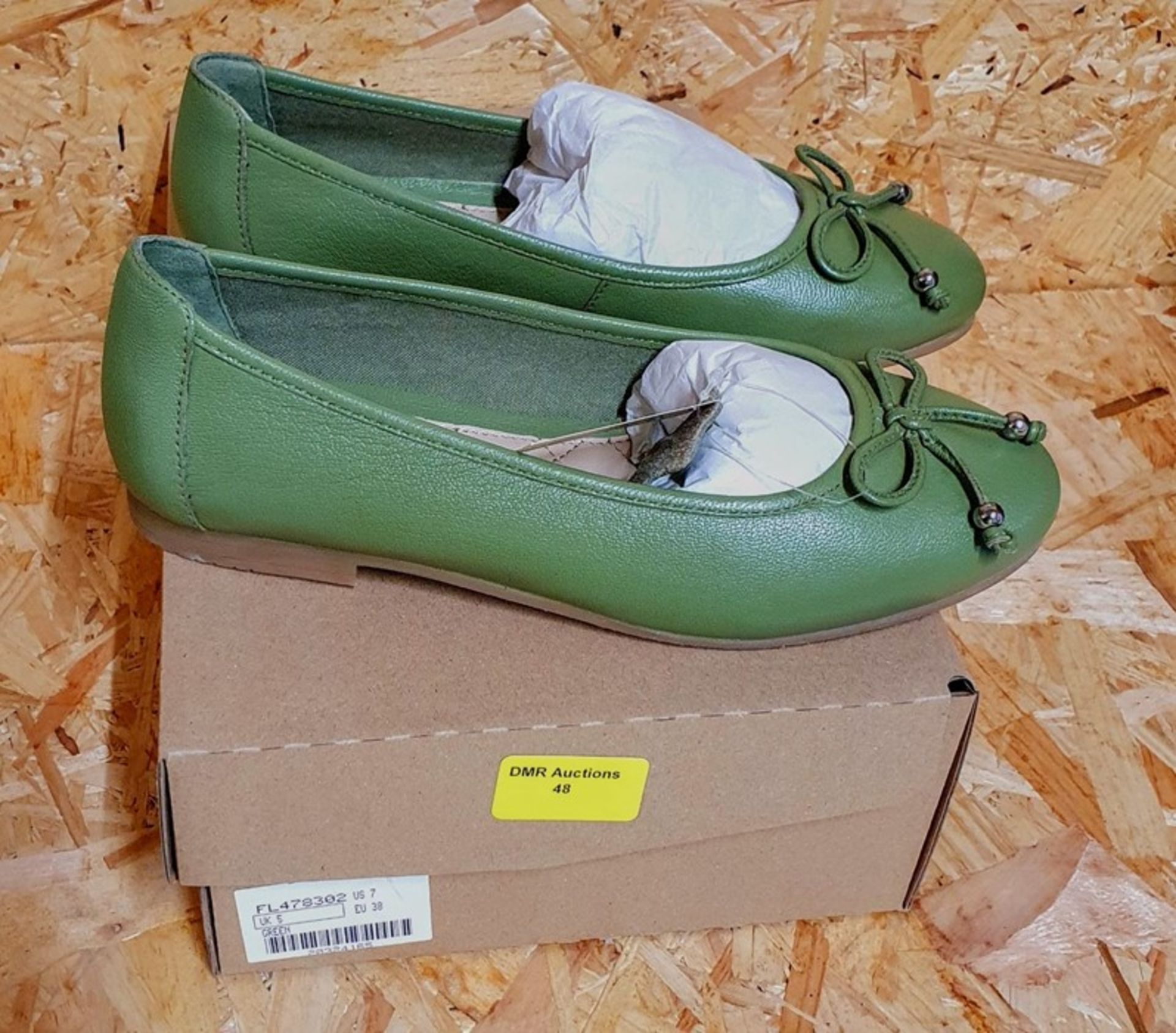 HEAVENLY SOLES LADIES LEATHER PUMPS - UK SIZE 5/GREEN