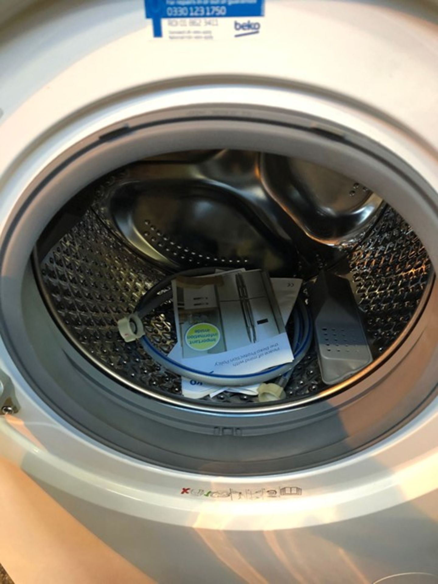 BEKO WEC840522W WASHING MACHINE / RRP £279.99 / CONDITION REPORT: UNTESTED CUSTOMER RETURN. USED, - Image 2 of 2