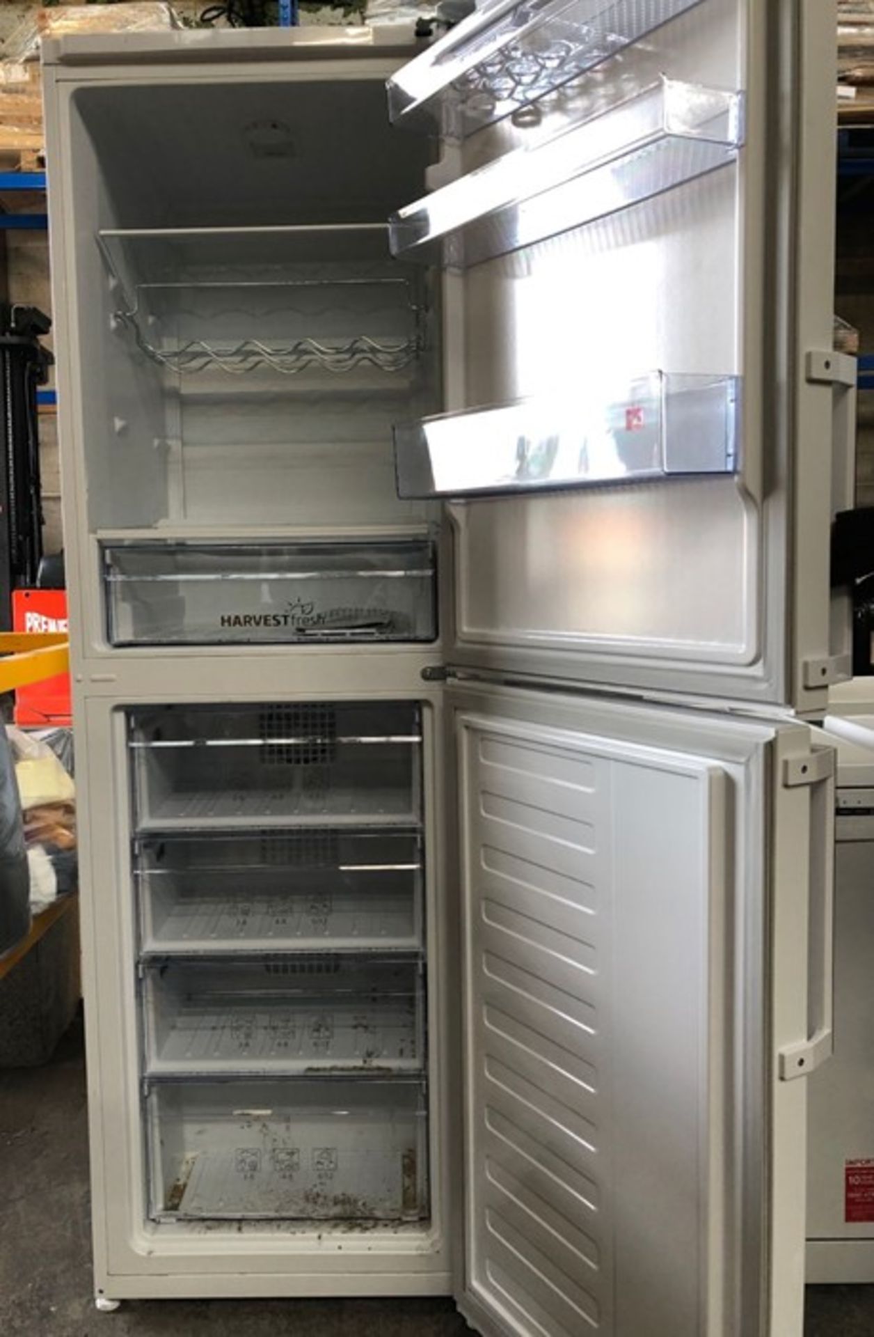 BEKO HARVESTFRESH CFP3691VW 50/50 FRIDGE FREEZER - Image 2 of 2