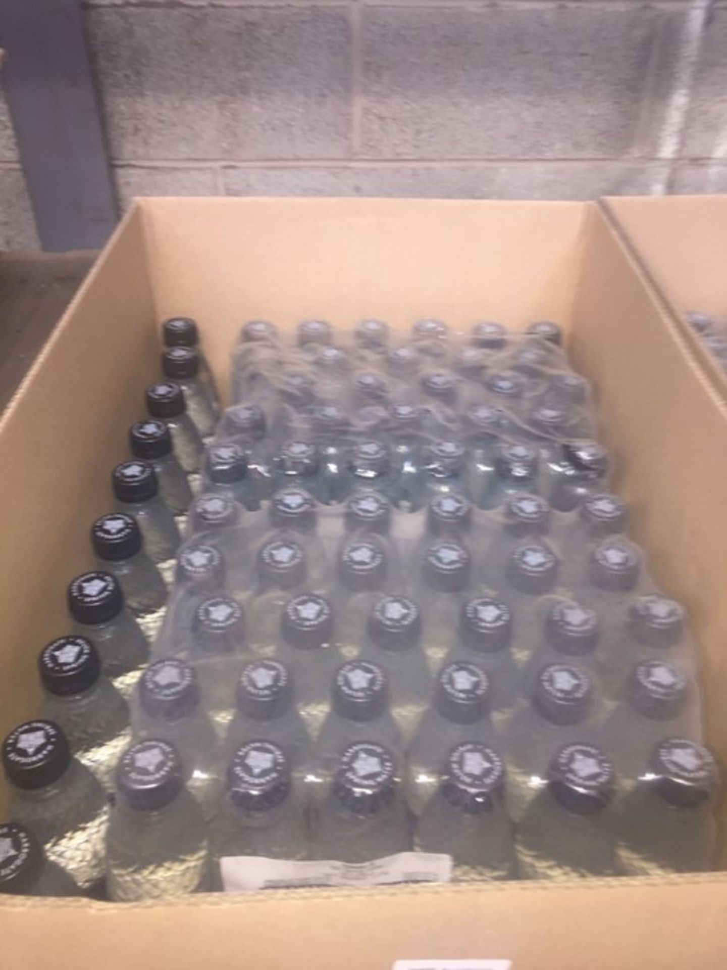 1 LOT TO CONTAIN A BOX OF HARROGATE SPRING WATER, BB 2022 (L12)