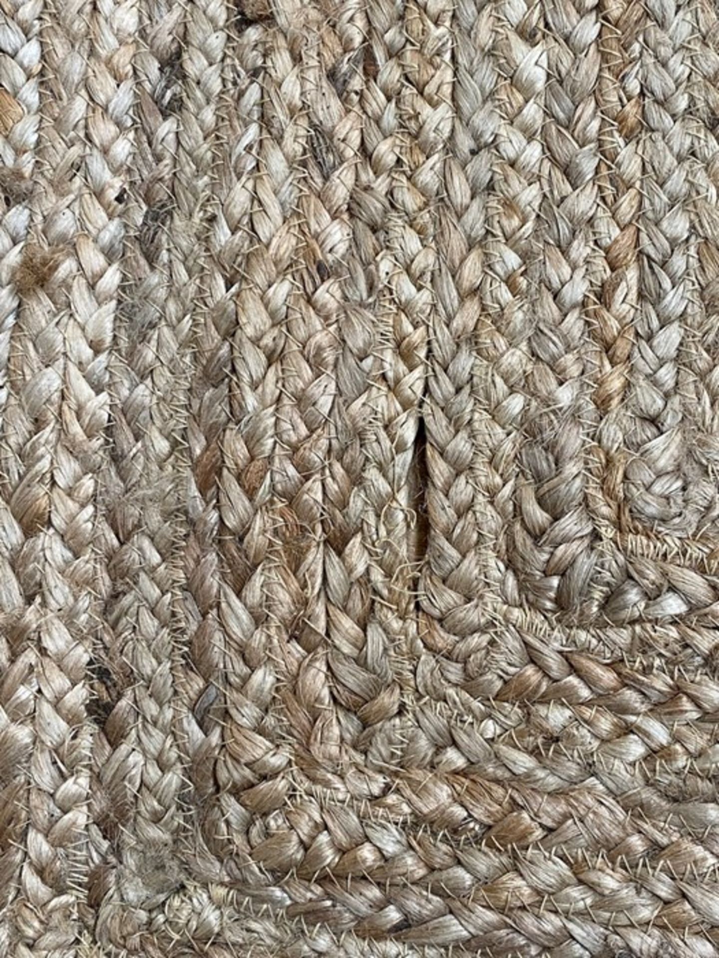 LA REDOUTE HEMPY SQUARE JUTE RUG - Image 2 of 2