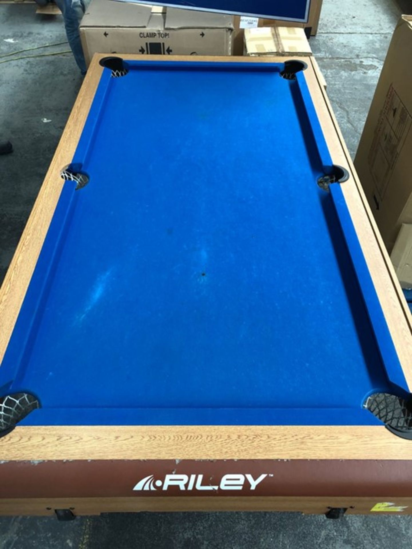 BCE 6FT DELUXE POOL AND TABLE TENNIS TABLE - Image 4 of 6