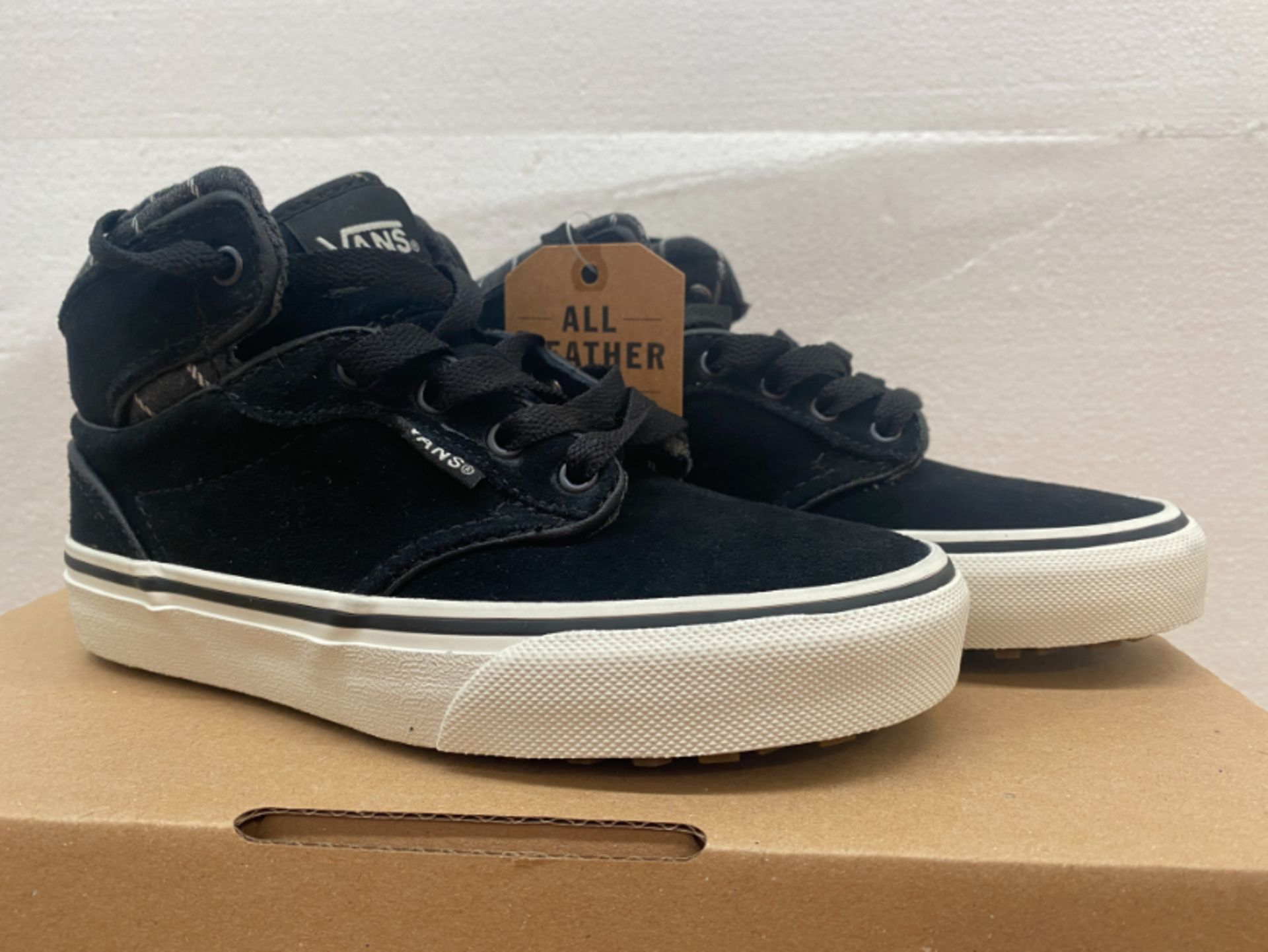 1 LOT TO CONTAIN AN AS NEW BOXED PAIR OF VANS UK SIZE J13 HIGH TOP TRAINER IN BLACK