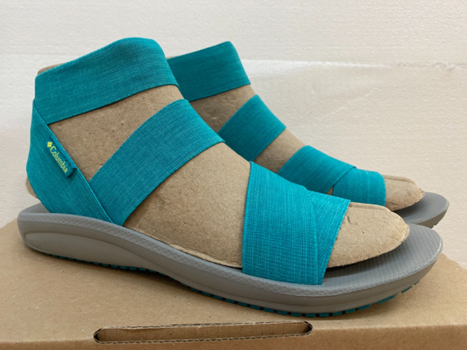 1 LOT TO CONTAIN AN AS NEW BOXED PAIR OF COLUMBIA UK SIZE 6 STRAPPED SANDLE IN AQUA
