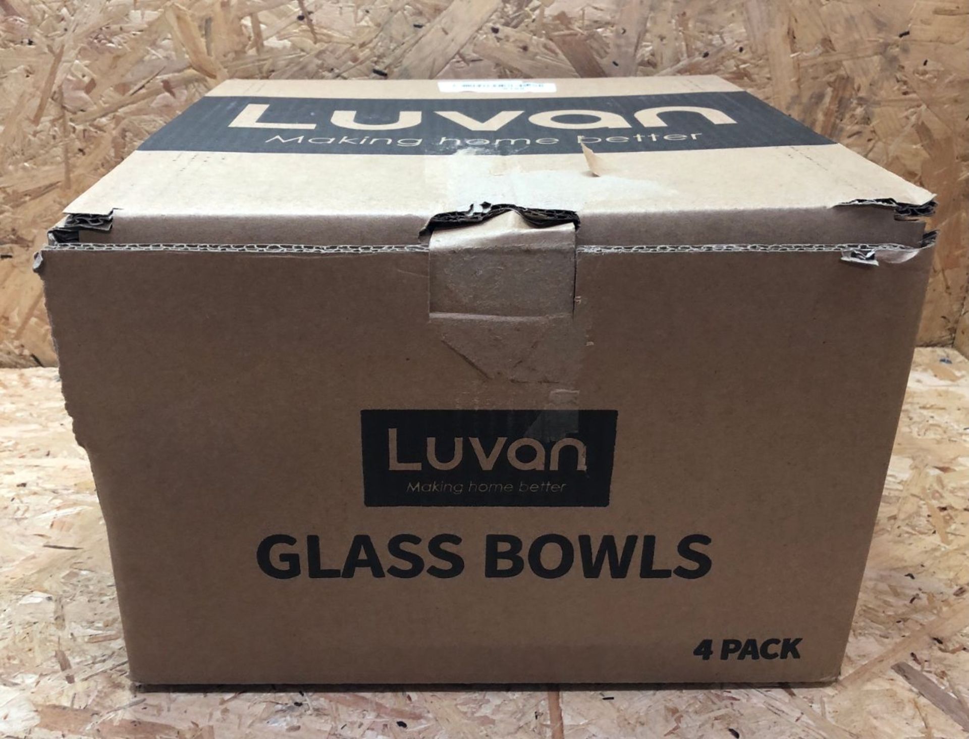 1 X BOXED SET OF LUVAN GLASS BOWLS