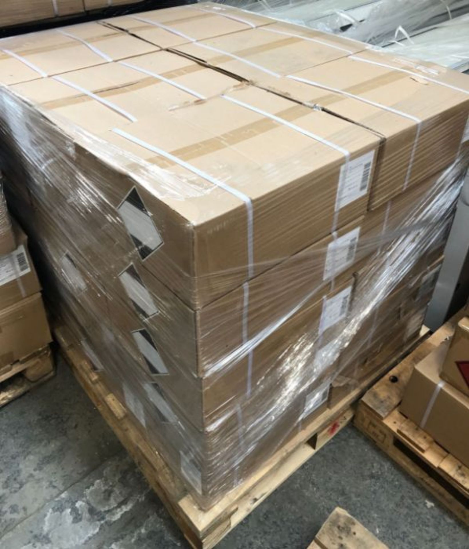1 X BULK PALLET TO CONTAIN 30 X BOXES OF RELISAN ALCOHOL HAND GEL / 20 X 500ml BOTTLES PER BOX /