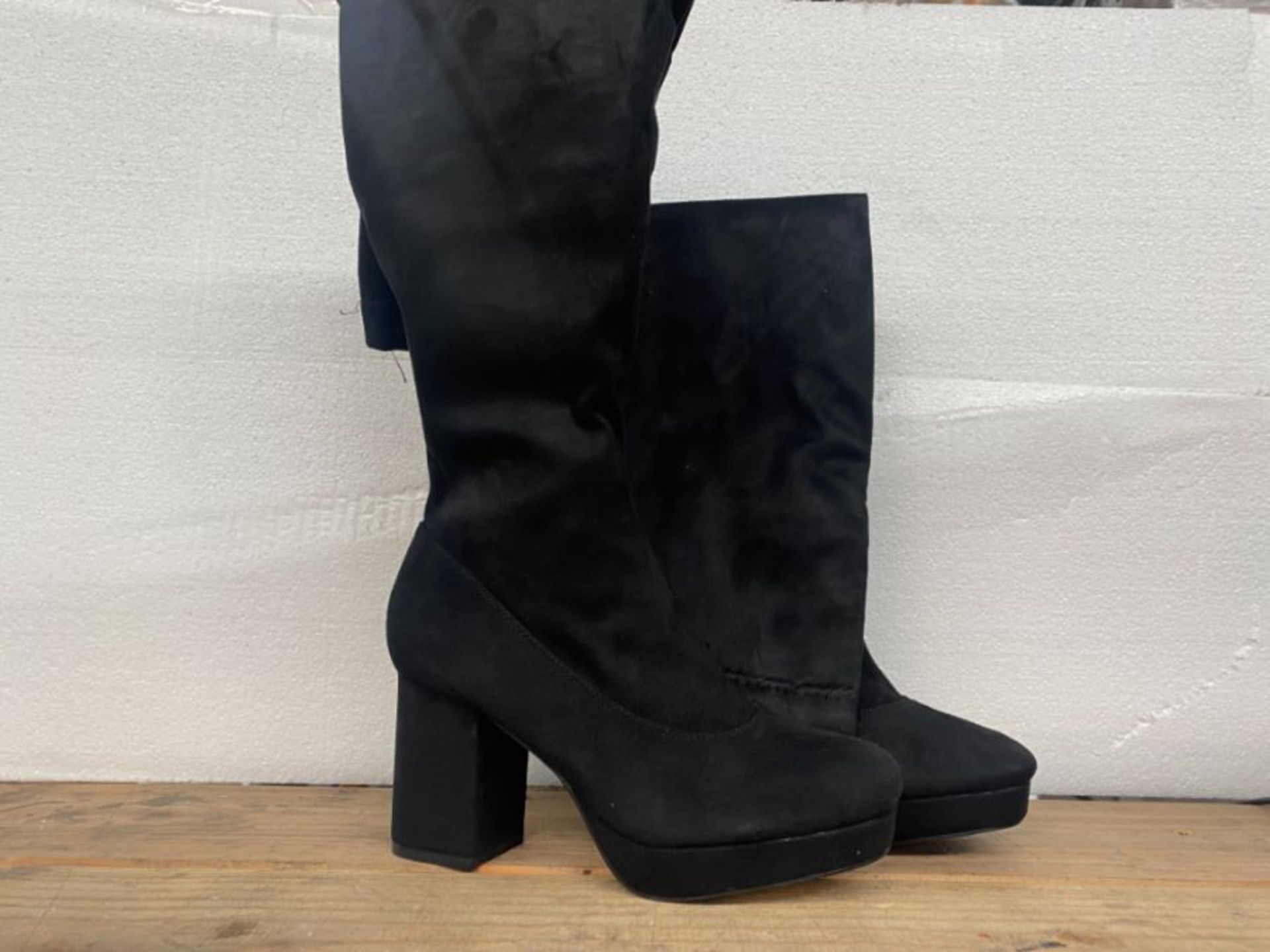 1 LOT TO CONTAIN AN AS NEW BOXED PAIR OF TRUFFLE COLLECTION UK SIZE 4 KNEE HIGH HEELED BOOT IN BLACK