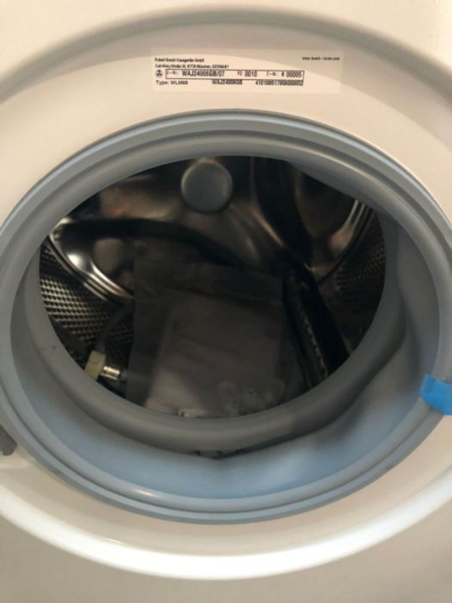 BOSCH SERIE 2 WAJ24006GB WASHING MACHINE - Image 2 of 4