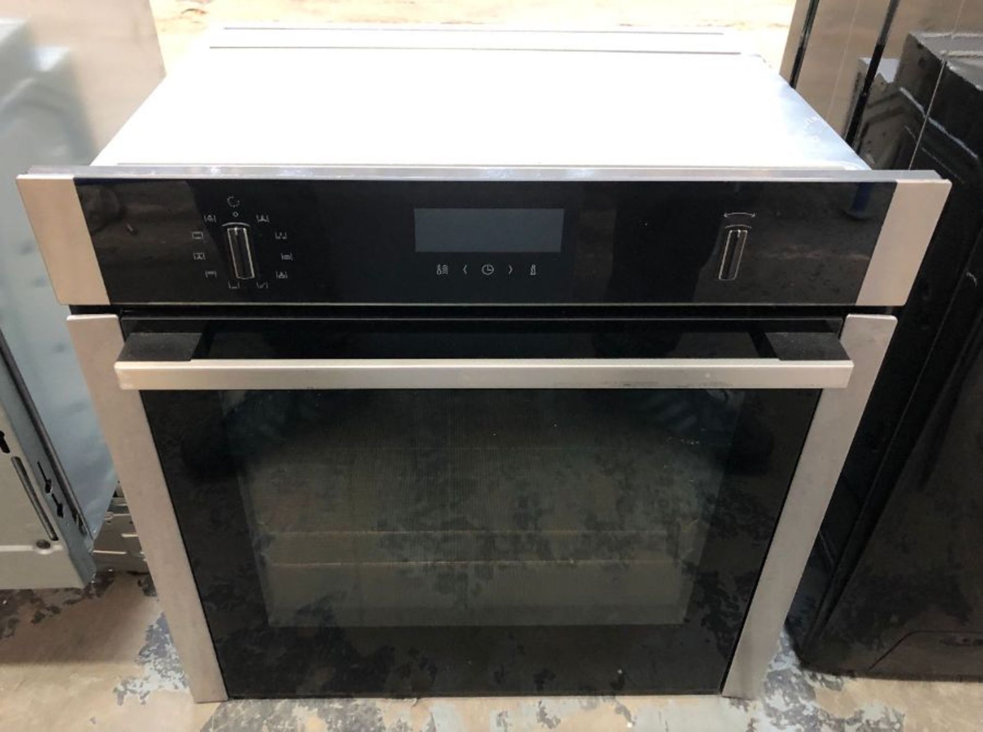NEFF B6ACH7HN0B SLIDE AND HIDE PYROLYTIC BUILT-IN SINGLE OVEN