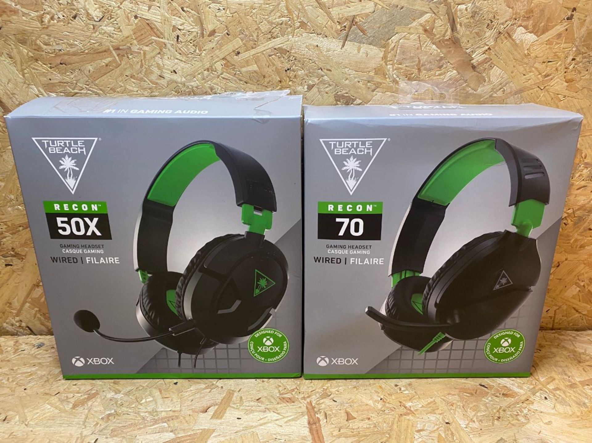 1 X TURTLE BEACH RECON 50X WIRED (XBOX ONE) HEADSET / 1 X TURTLE BEACH RECON 70 XBOX HEADSET / COMBI