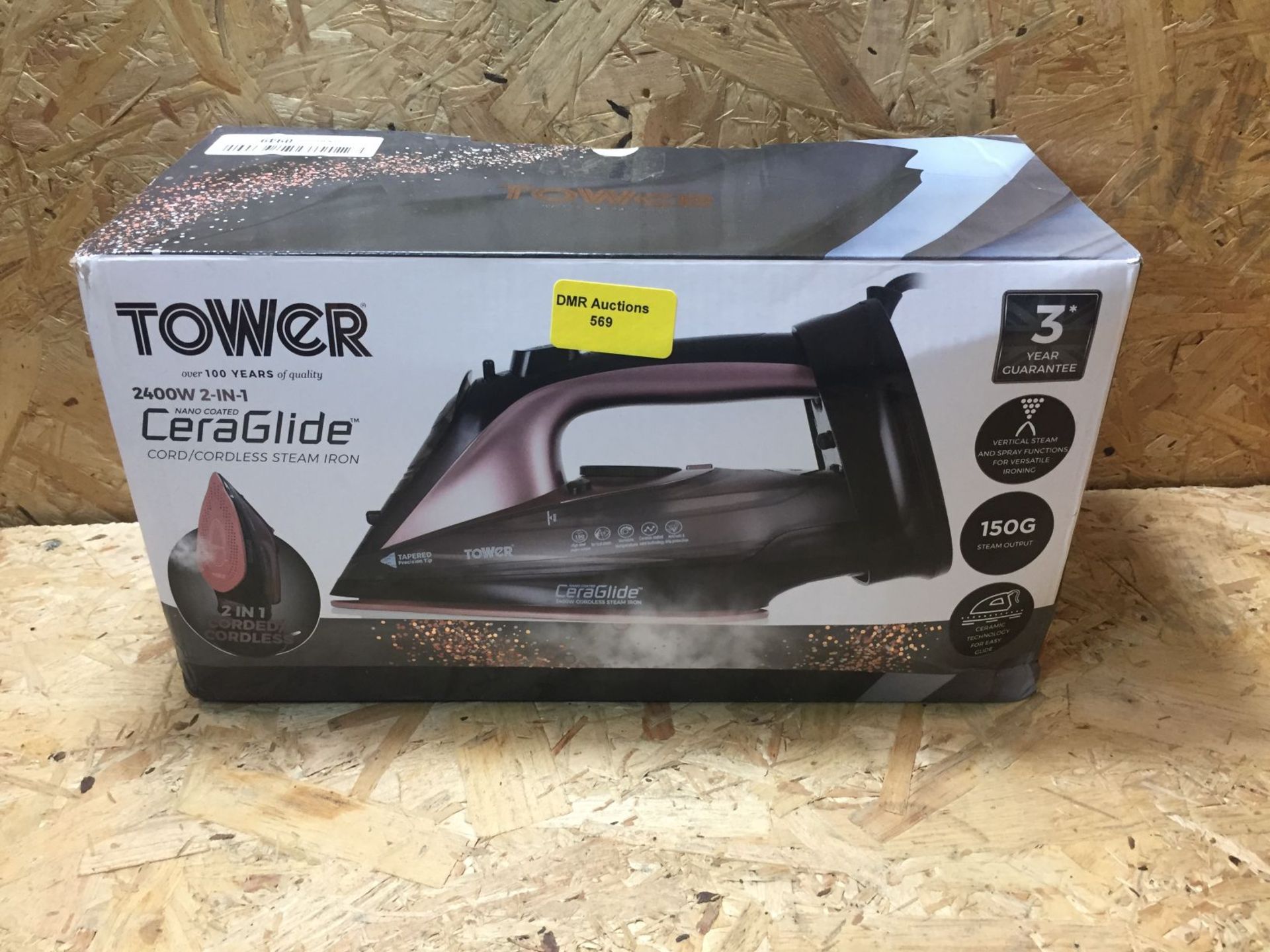 1 X TOWER CERAGLIDE STEAM IRON / RRP £24.99