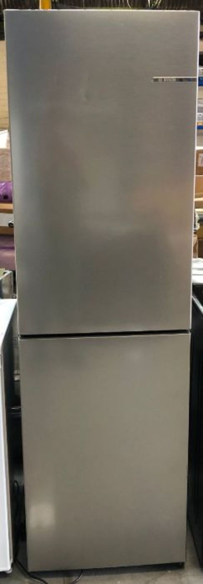 BOSCH SERIE 2 KGN27NLFAG FREESTANDING FRIDGE FREEZER