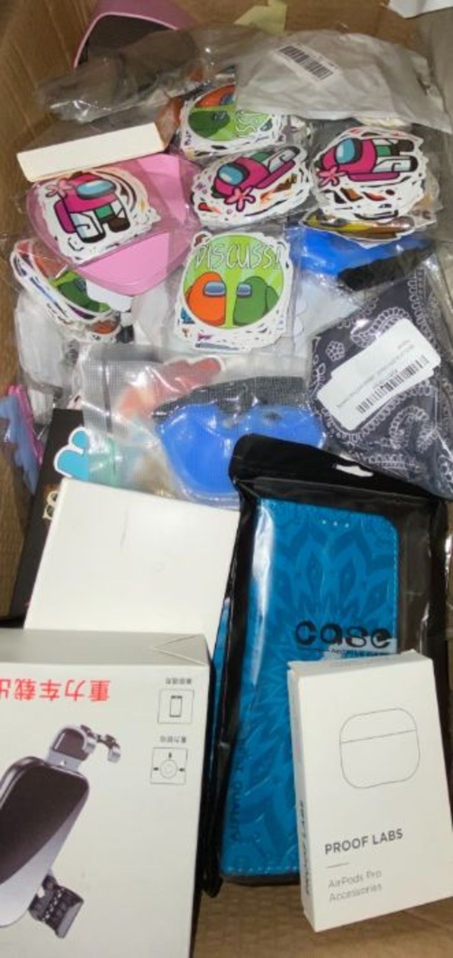 1 LOT TO CONTAIN A BOXED ASSORTMENT OF UNDELIVERED ONLINE RETAILER ITEMS / INCLUDING: STICKERS,