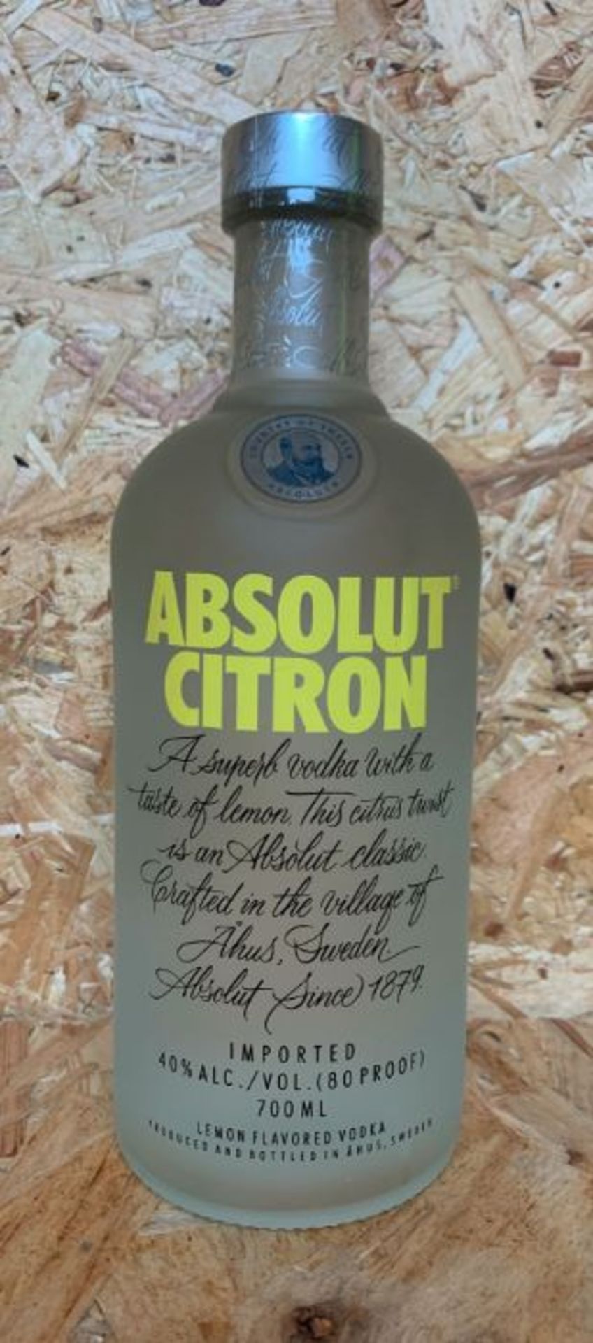 ABSOLUT CITRON VODKA - 700ML - RRP £18.99