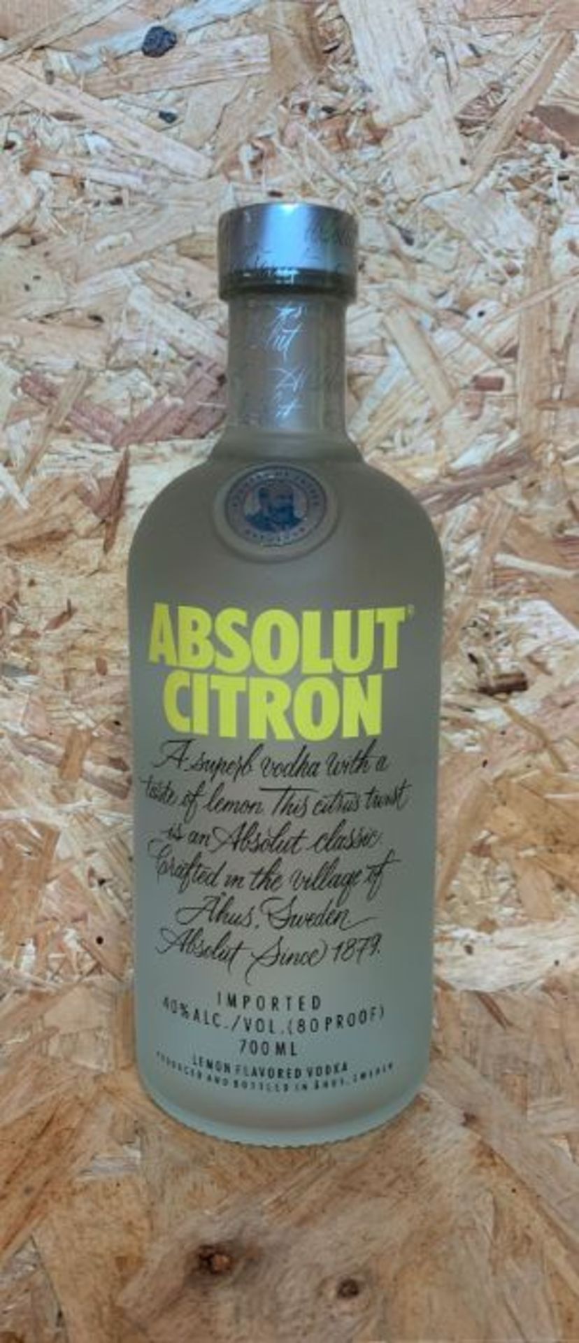 ABSOLUT CITRON VODKA - 700ML - RRP £18.99