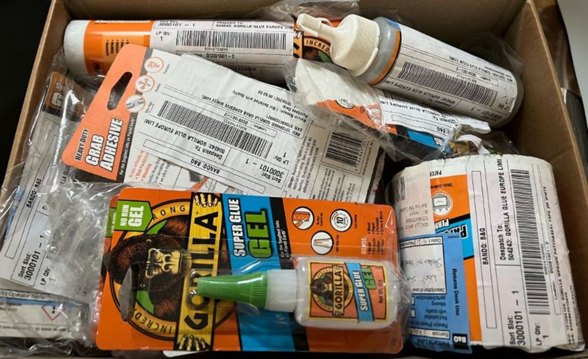 1 X LOT TO CONTAIN AN ASSORTMENT OF GORILLA GLUE PRODUCTS/ UNTESTED CUSTOMER RETURNS