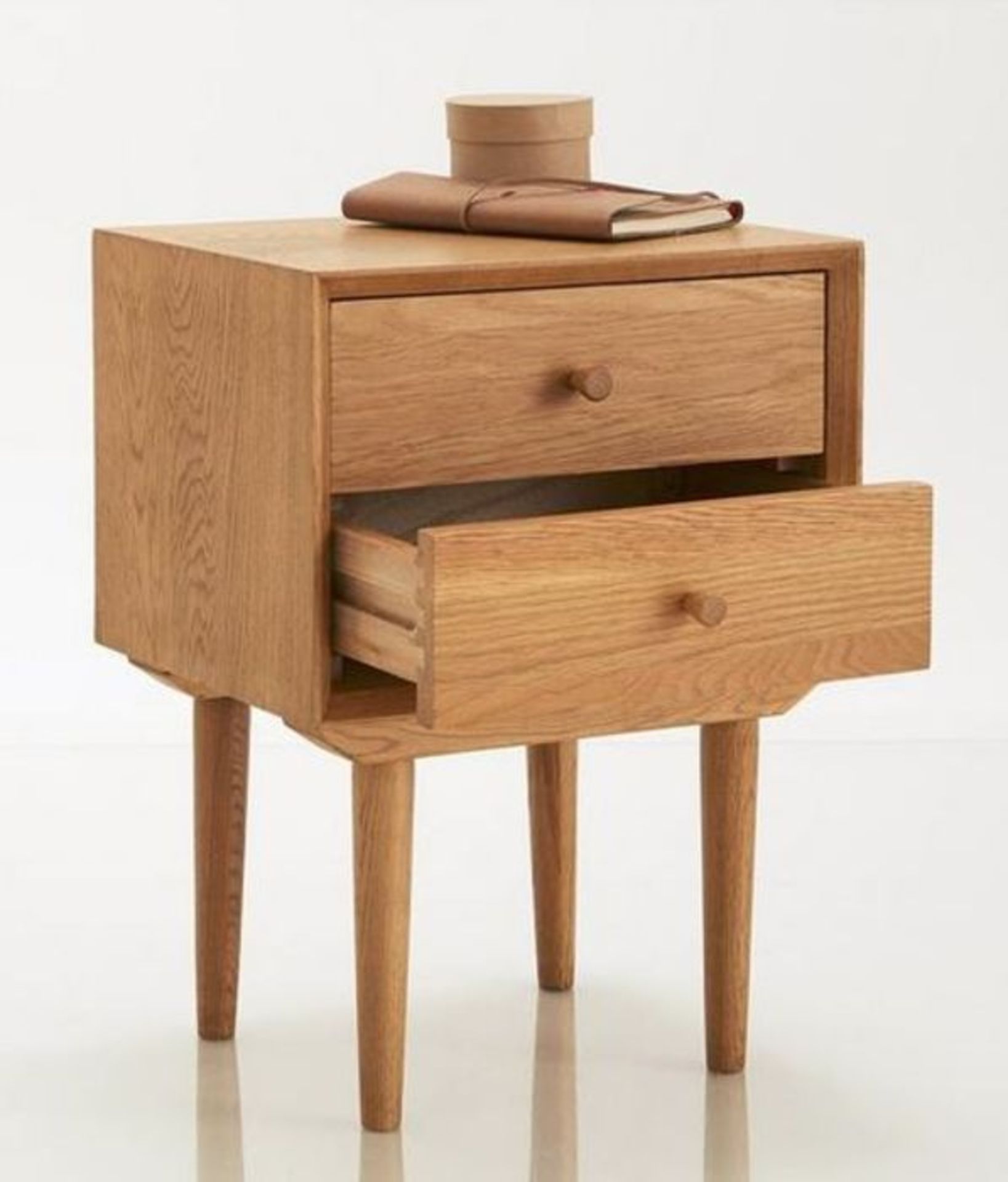 1 X LA REDOUTE SOLID OAK VINTAGE QUILDA 2 DRAWER BEDSIDE TABLE / RRP £200.00 / GRADE A