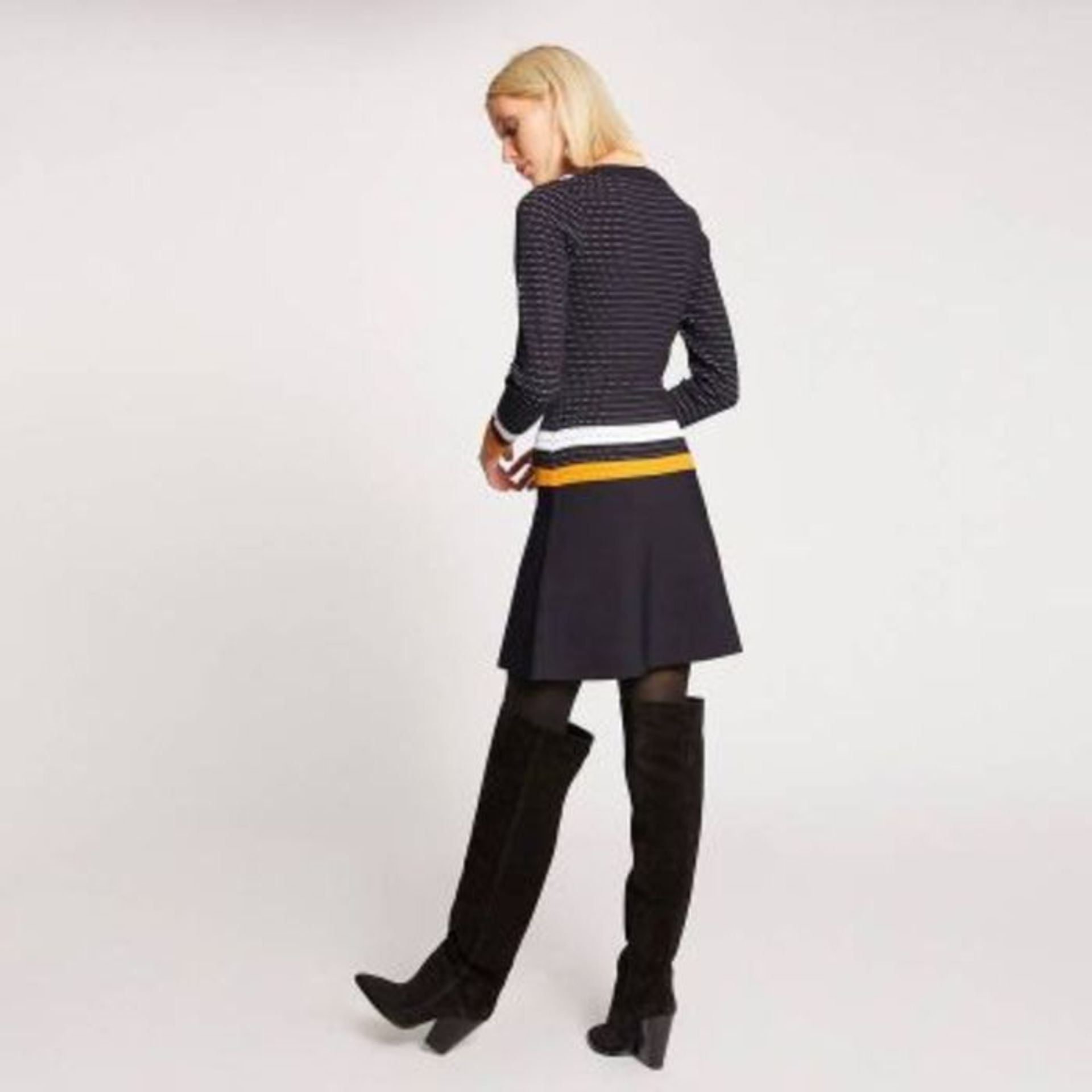 MORGAN - STRIPED RIBBED FLARED DRESS WITH LONG SLEEVES - NAVY / MUSTARD - SIZE: UK 10. RRP £62.00 AS - Image 3 of 4
