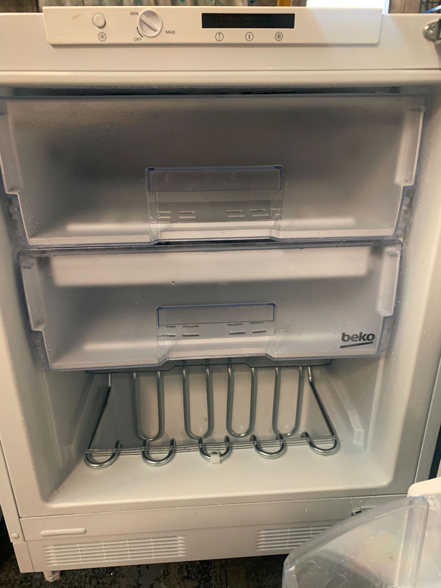 BEKO QFS3682 INTEGRATED FREEZER - RRP £304 - Image 2 of 3