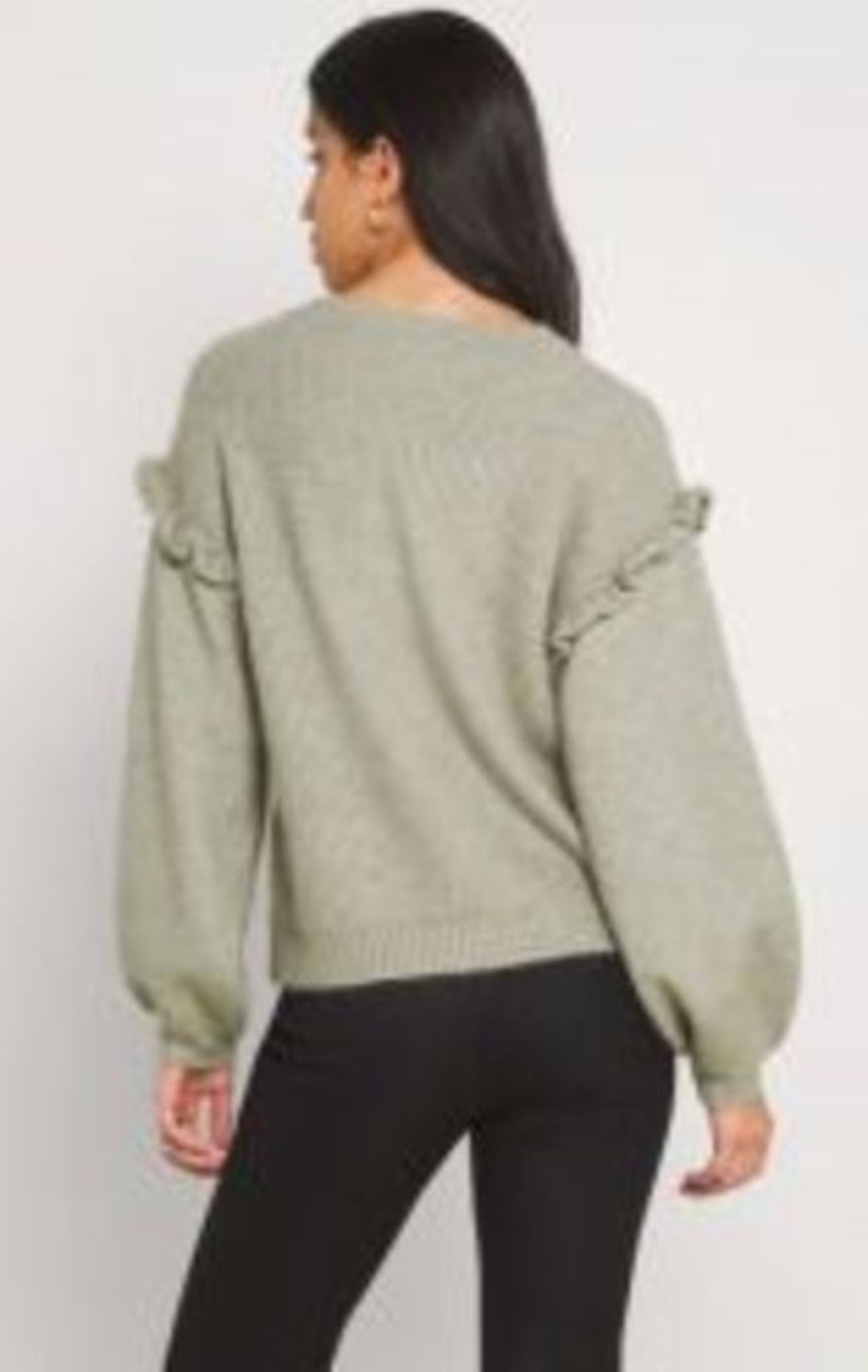 JDY - HUDSON LIFE BIG SLEEVE JUMPER - ABBEY STONE GREY - SIZE: MEDIUM. RRP £25.00 AS NEW WITH TAGS - Image 2 of 3