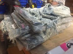 1 LOT TO CONTAIN 13 X PAIRS OF DENIM CLUB JEANS IN ASSORTED SIZES