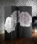 1 X LOT TO CONTAIN AN ARTHOUSE BLACK AND WHITE ROSES ROOM DIVIDER 150CM X 160CM / RRP £110.00 /