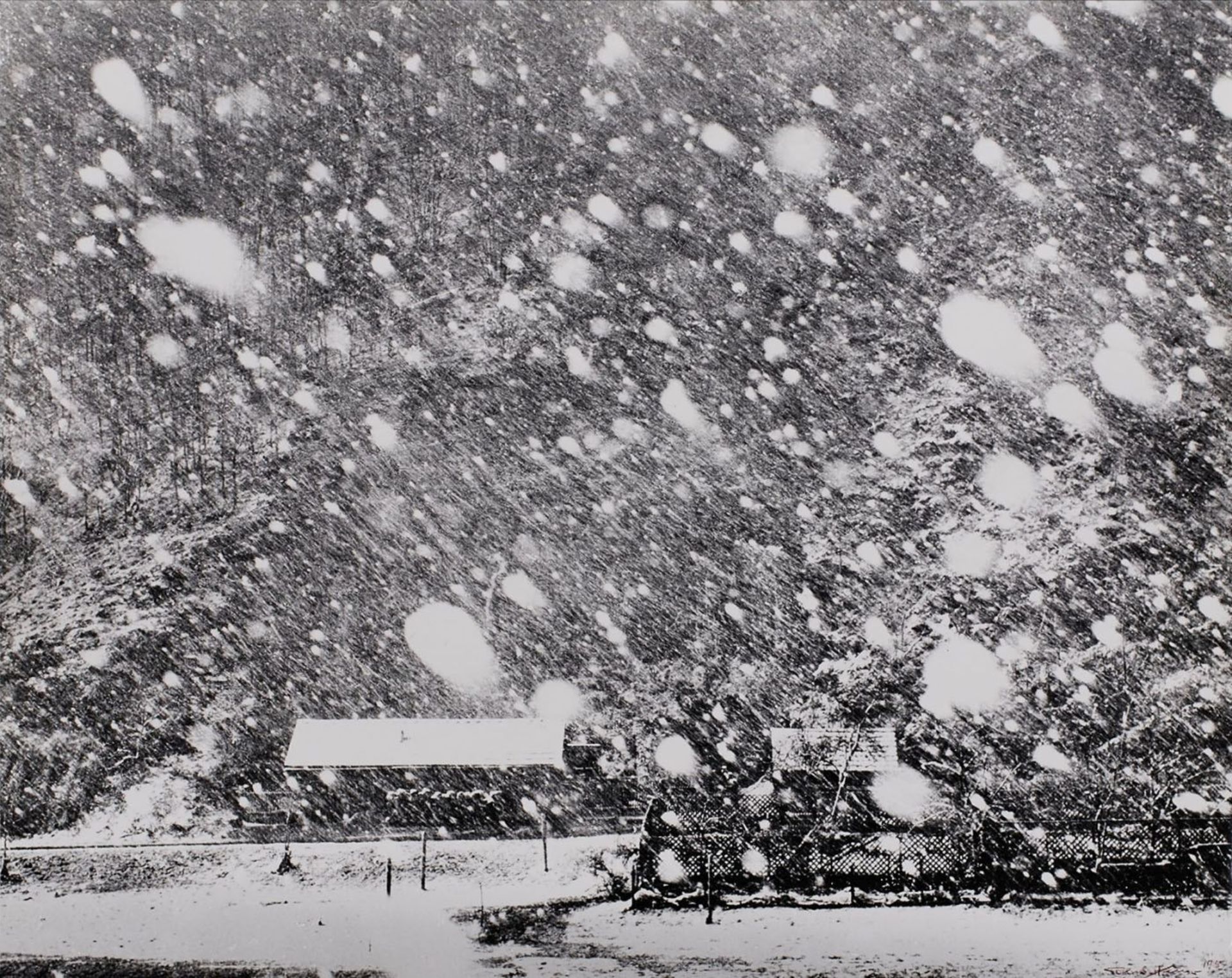 Fotographie Robert Häusser1924 Stuttgart - 2013 Mannheim "Schneetreiben" u. re. sign. u. dat. Robert