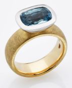 Aquamarin-Ring. 18 kt GG/WG, besetzt