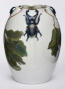 Vase mit Hirschkäfern, Jugendstil,