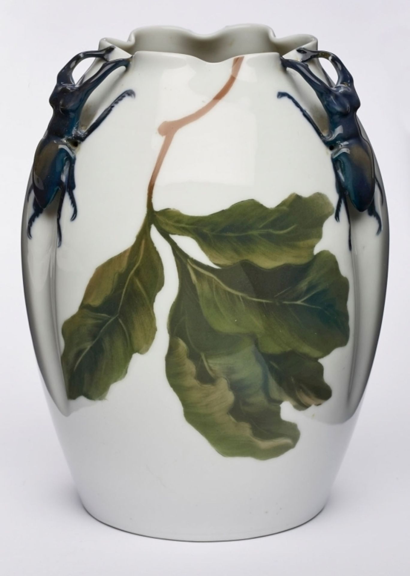 Vase mit Hirschkäfern, Jugendstil, - Image 2 of 2