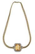 Citrin-Brillant-Collier, Gelbgold, mit 1 Citrin von ca. 21 ct und Brillanten von zus. 1,60 ct.