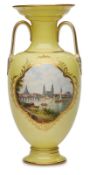 Kl. Henkelvase mit Ansichten, Meissen um 1860.