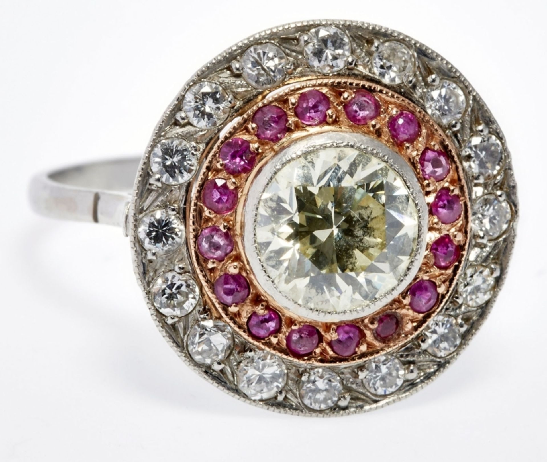 Diamant-Rubin-Ring, Art-Déco-Stil