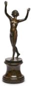 Bronze sign. O. Opitz: Tanzender Frauenakt, Arme erhoben, wohl um 1920.