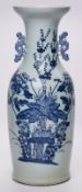 Gr. Vase mit Blaudekor, China wohl um